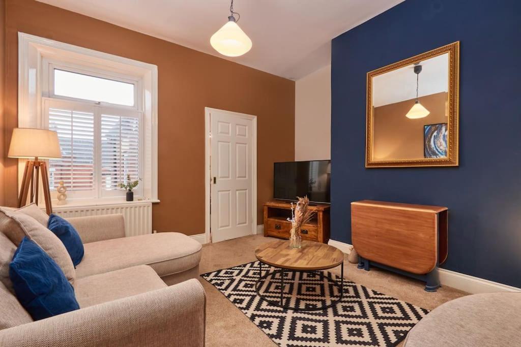 Flat 5 Minutes From The - Street Parking Apartment Whitley Bay