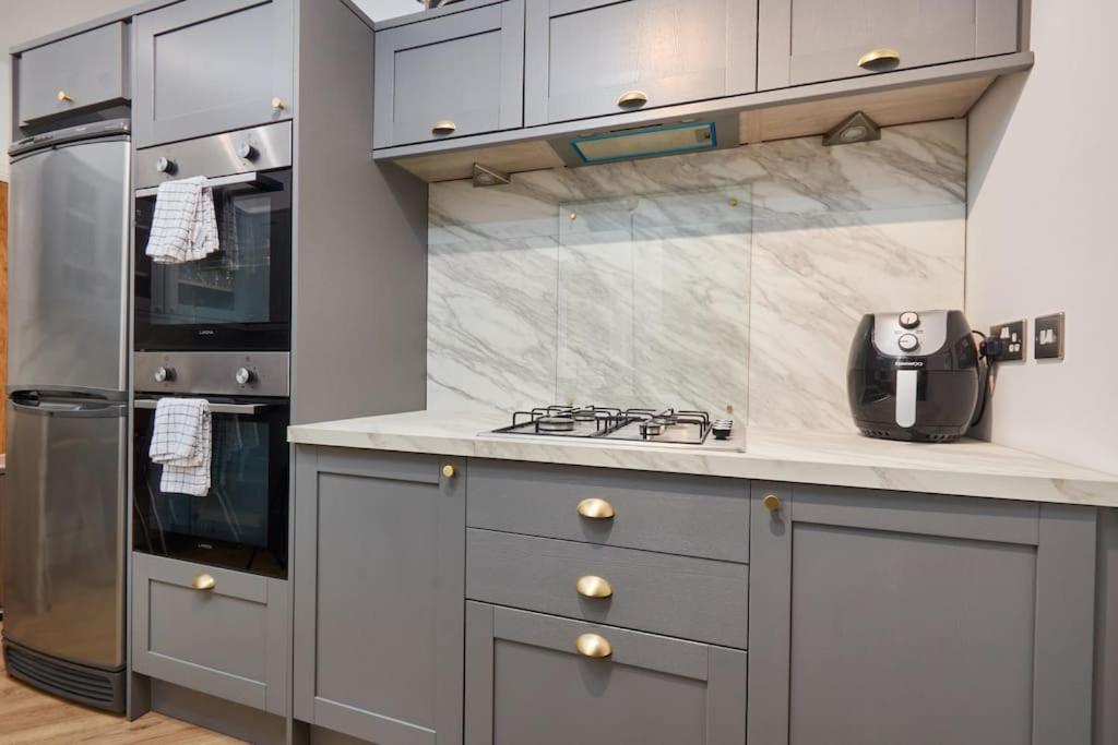 Flat 5 Minutes From The - Street Parking Whitley Bay